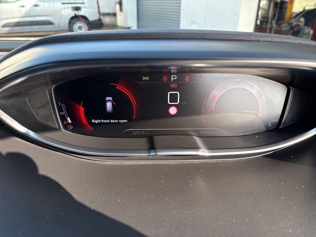 Used Peugeot 3008 2022 for sale - 77717945: Photo 18