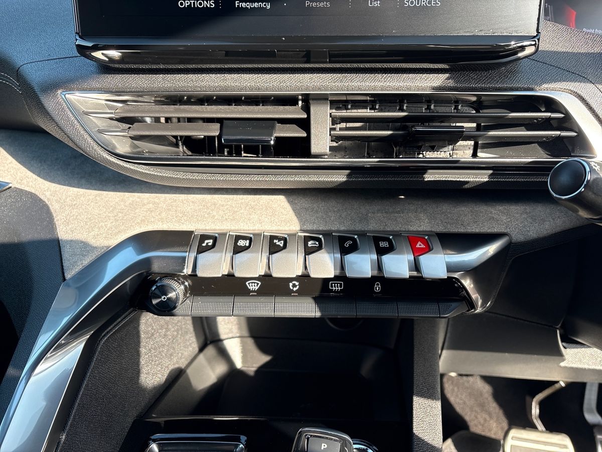 Used Peugeot 3008 2022 for sale - 77717945: Photo 22