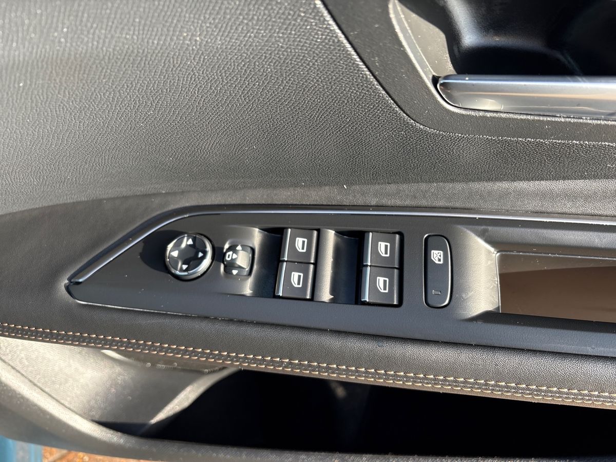 Used Peugeot 3008 2022 for sale - 77717945: Photo 25