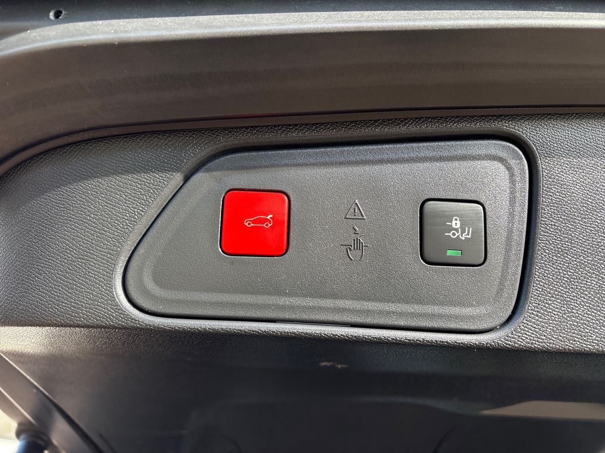 Used Peugeot 3008 2022 for sale - 77717945: Photo 36