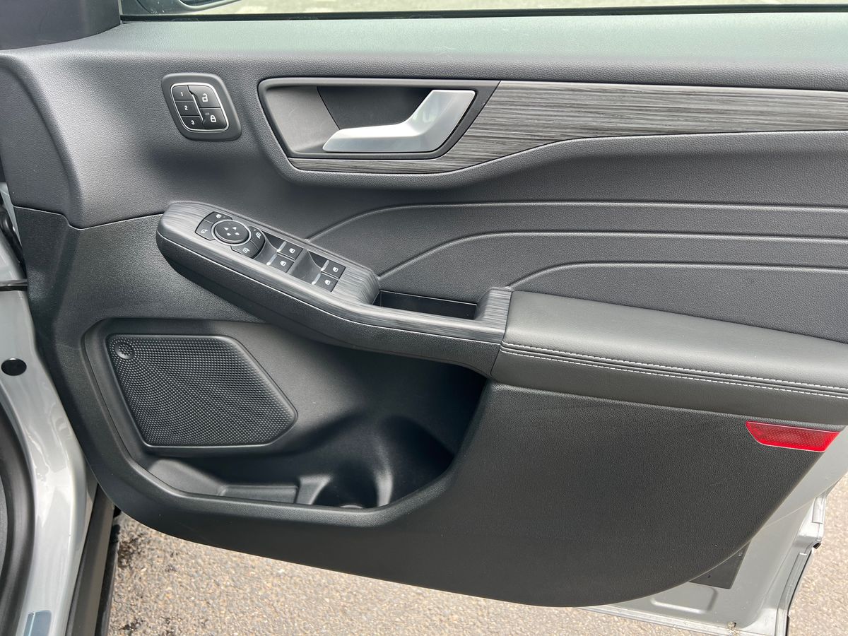 Used Ford Kuga 2024 for sale - 76626534: Photo 35