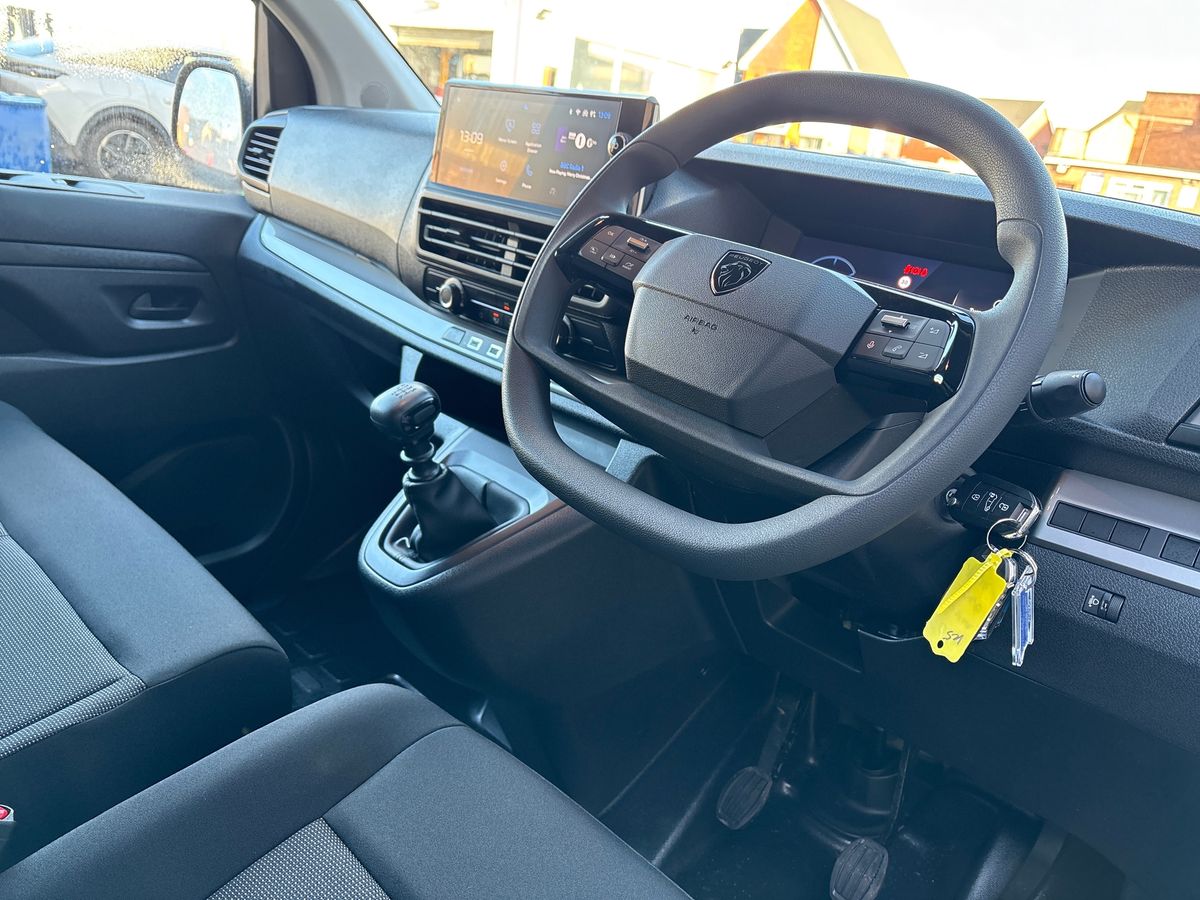 Used Peugeot Expert 2024 for sale - 77205627: Photo 17