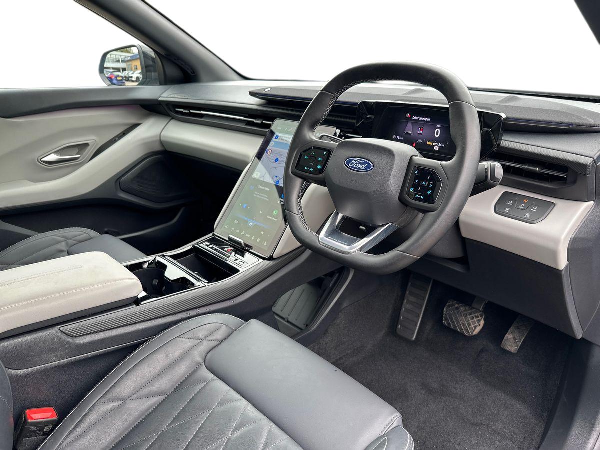 Used Ford Explorer 2024 for sale - 77193704: Photo 10