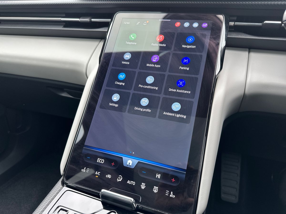 Used Ford Explorer 2024 for sale - 77193704: Photo 19