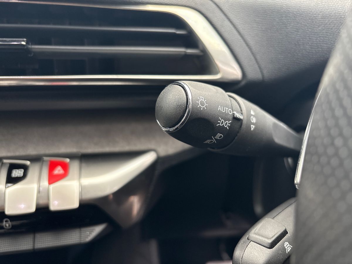 Used Peugeot 3008 2023 for sale - 76696407: Photo 23