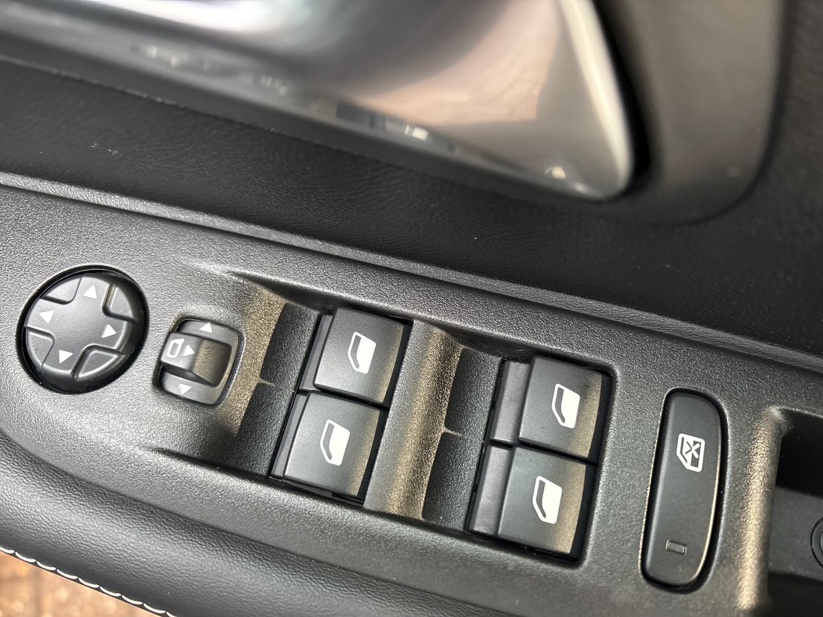 Used Peugeot 208 2024 for sale - 76826675: Photo 25