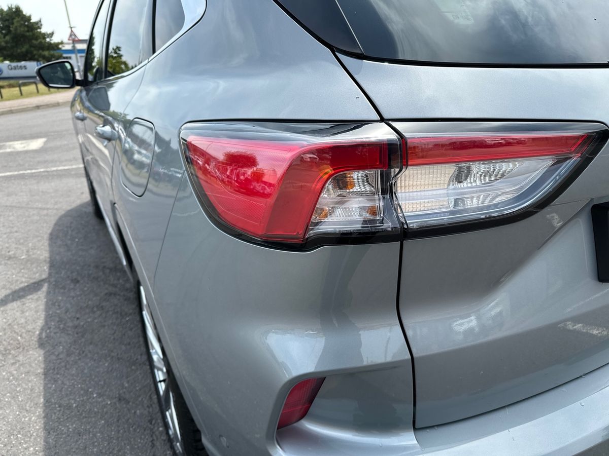 Used Ford Kuga 2024 for sale - 76626536: Photo 33