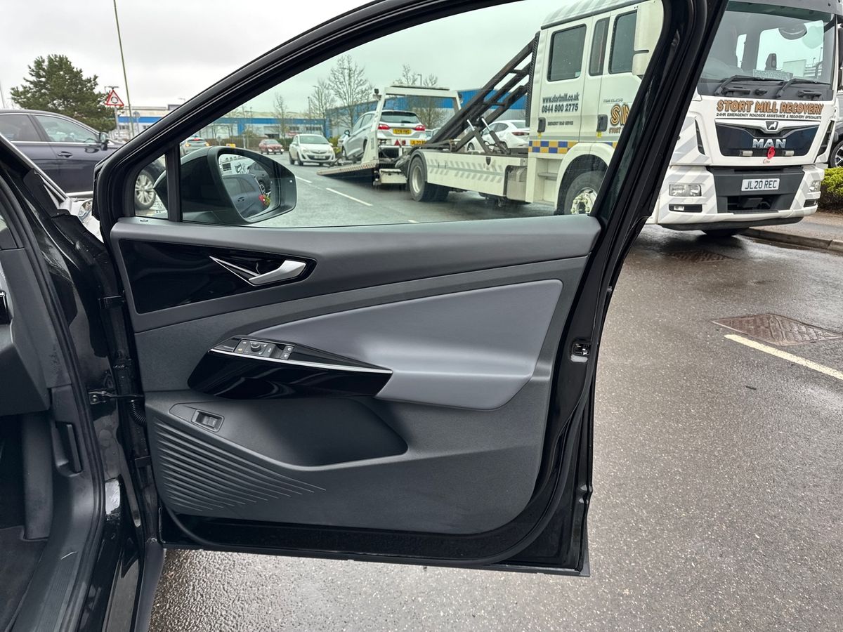 Used Volkswagen ID.4 2024 for sale - 77614333: Photo 35