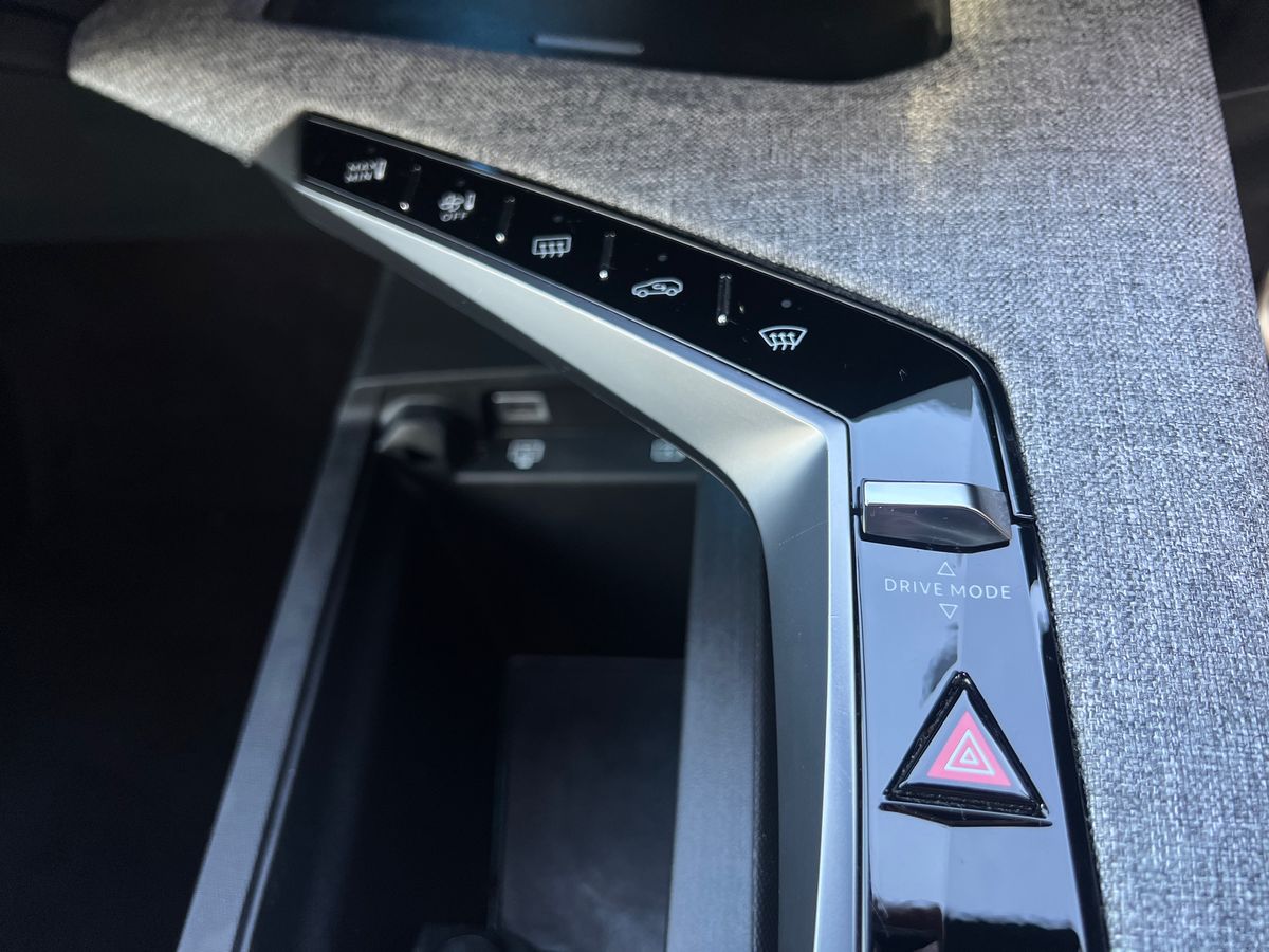 Used Peugeot 3008 2025 for sale - 76626549: Photo 28