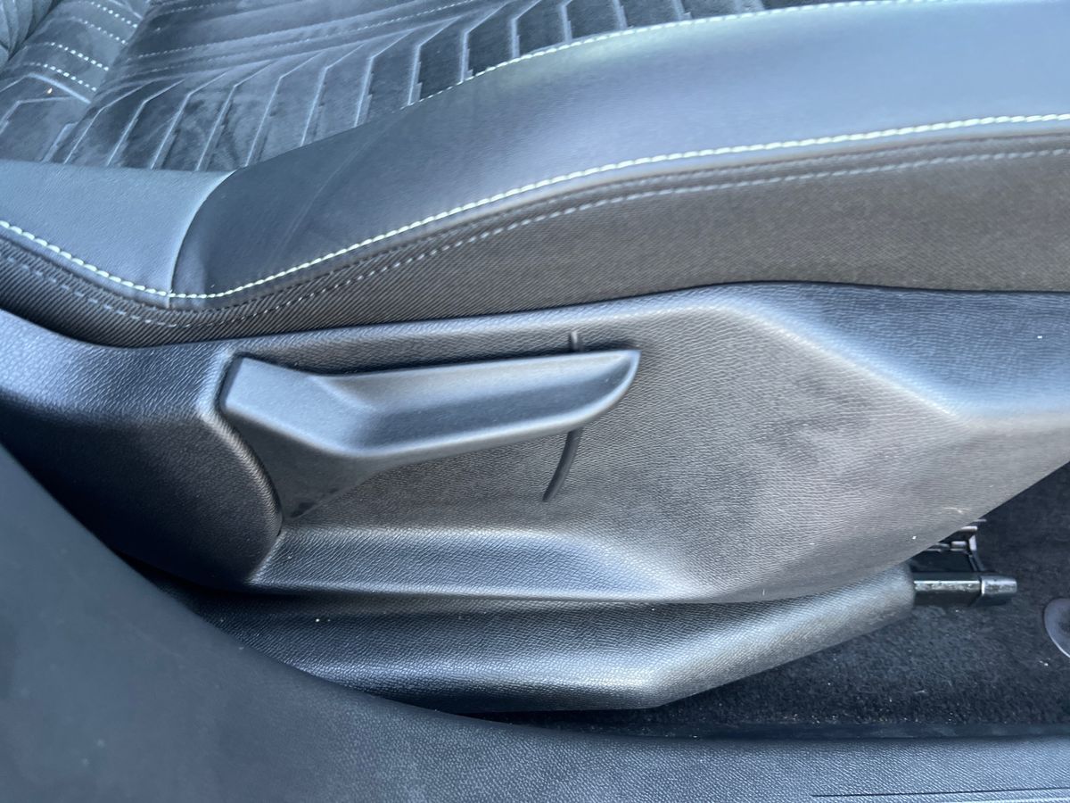 Used Peugeot 3008 2025 for sale - 76626549: Photo 30