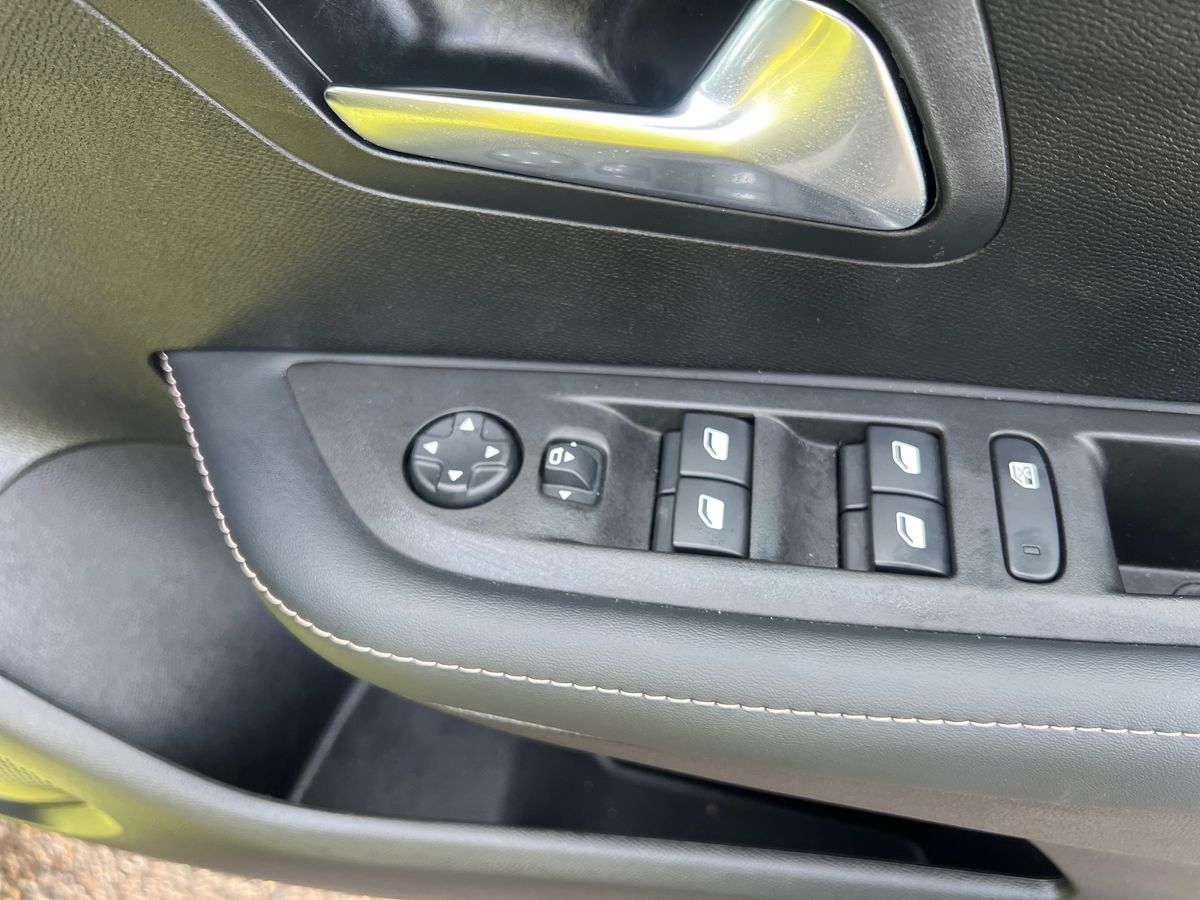 Used Peugeot 208 2025 for sale - 76626559: Photo 25