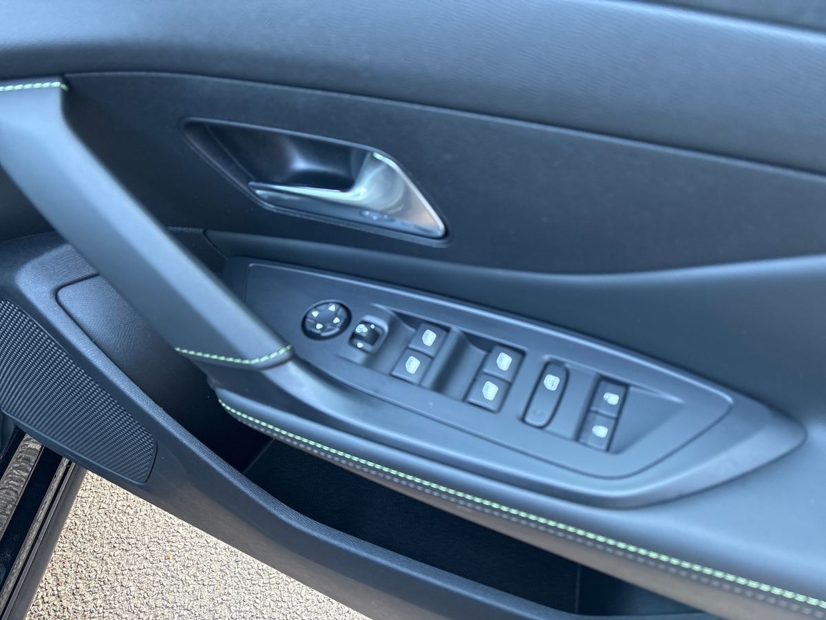 Used Peugeot 408 2024 for sale - 77771114: Photo 25