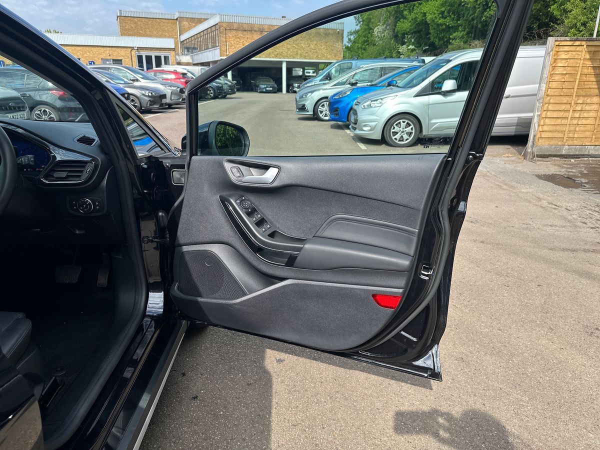 Used Ford Fiesta 2023 for sale - 76626557: Photo 35