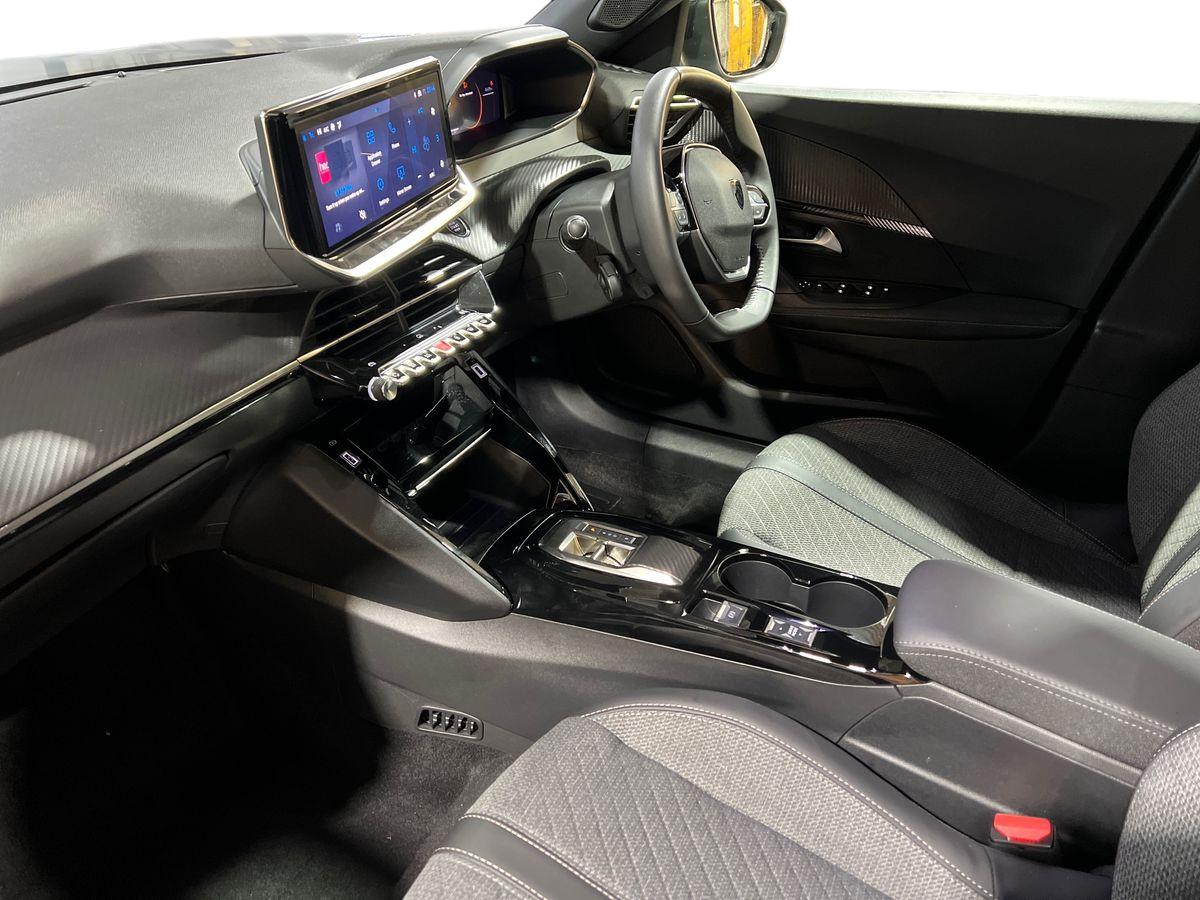 Used Peugeot 2008 2024 for sale - 76638397: Photo 11