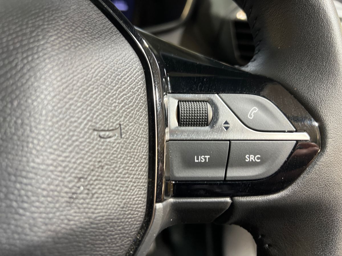 Used Peugeot 2008 2024 for sale - 76638397: Photo 27