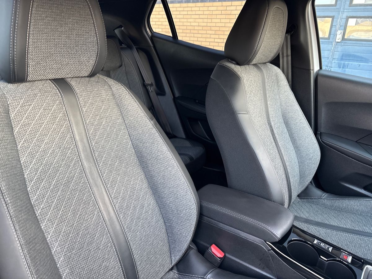 Used Peugeot 2008 2024 for sale - 77018351: Photo 12