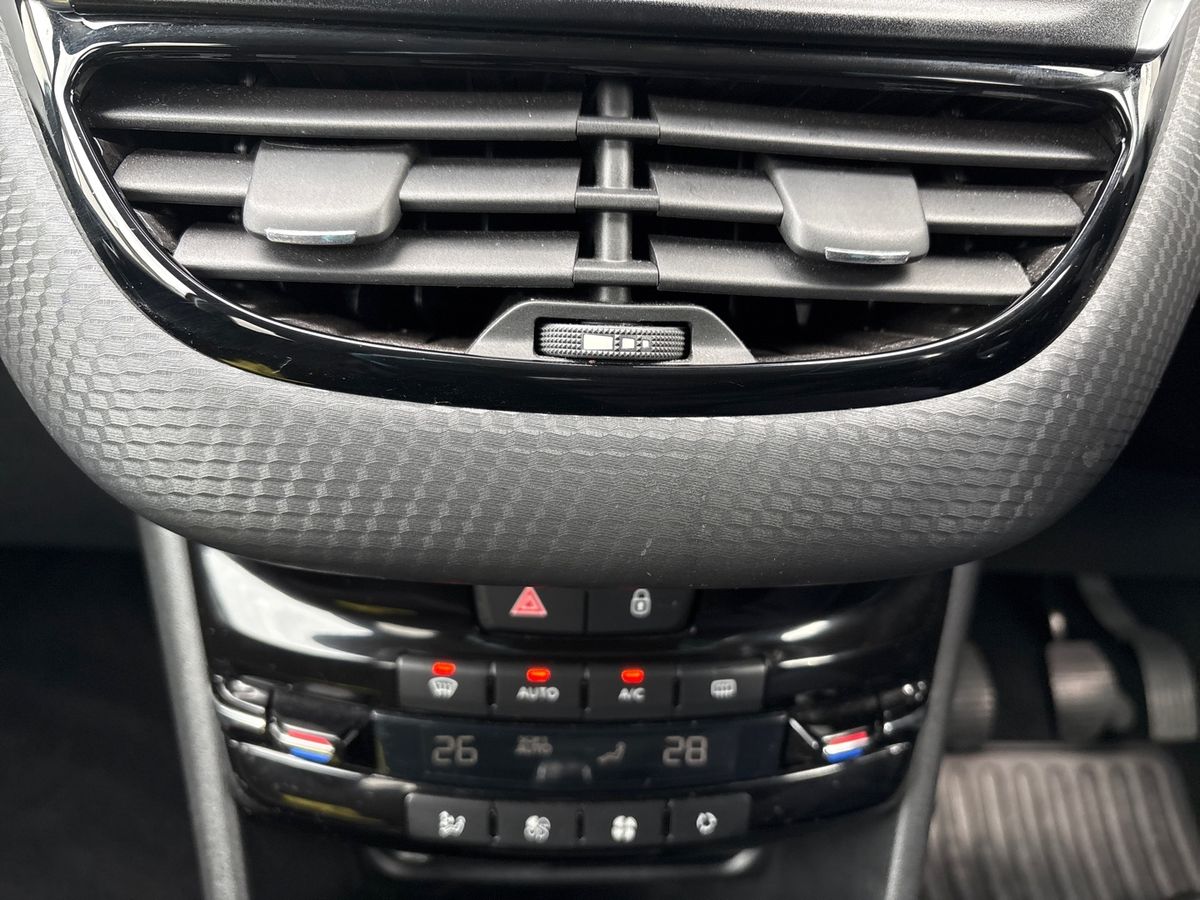 Used Peugeot 208 2019 for sale - 77434777: Photo 22