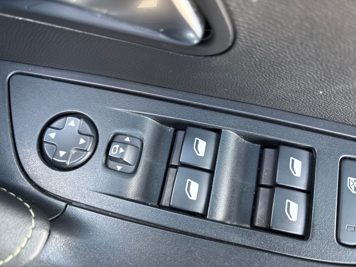 Used Peugeot 2008 2023 for sale - 76894833: Photo 25