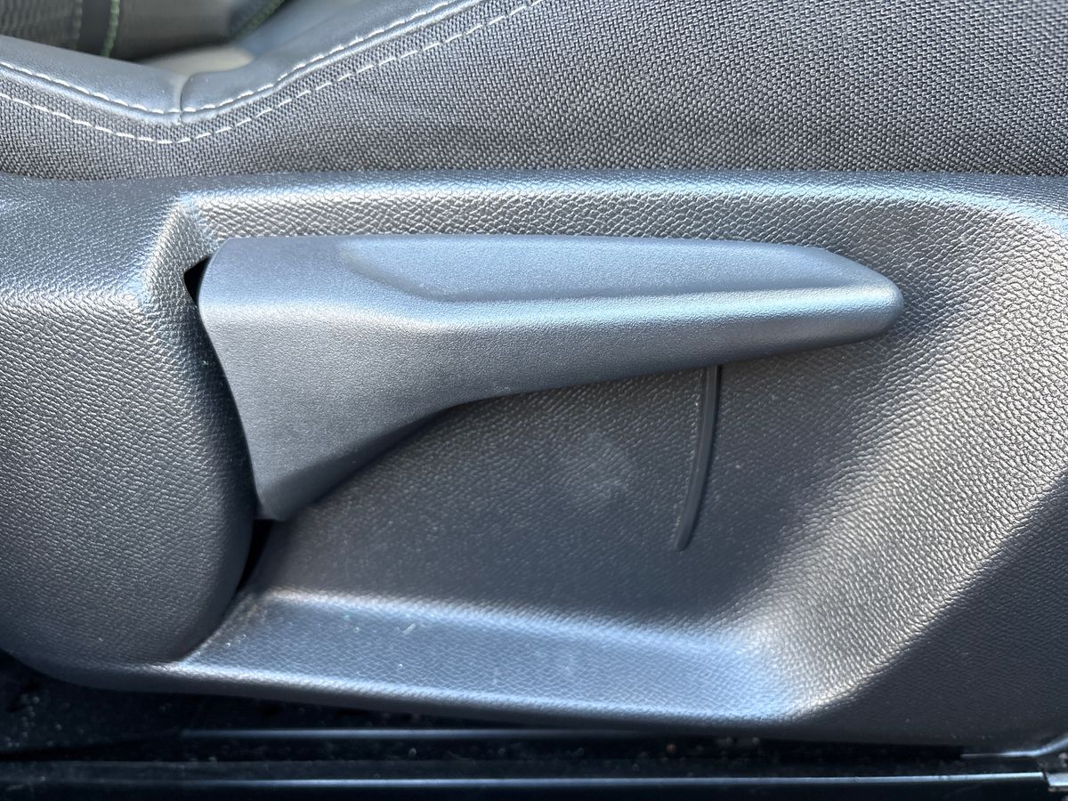 Used Peugeot 2008 2023 for sale - 76894833: Photo 30