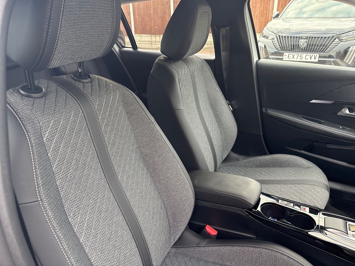 Used Peugeot 208 2024 for sale - 76626560: Photo 12