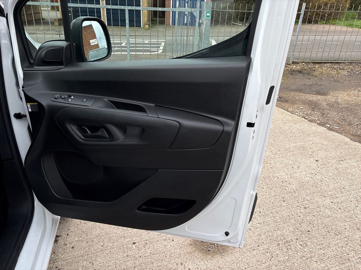 Used Peugeot Partner 2024 for sale - 77927330: Photo 35