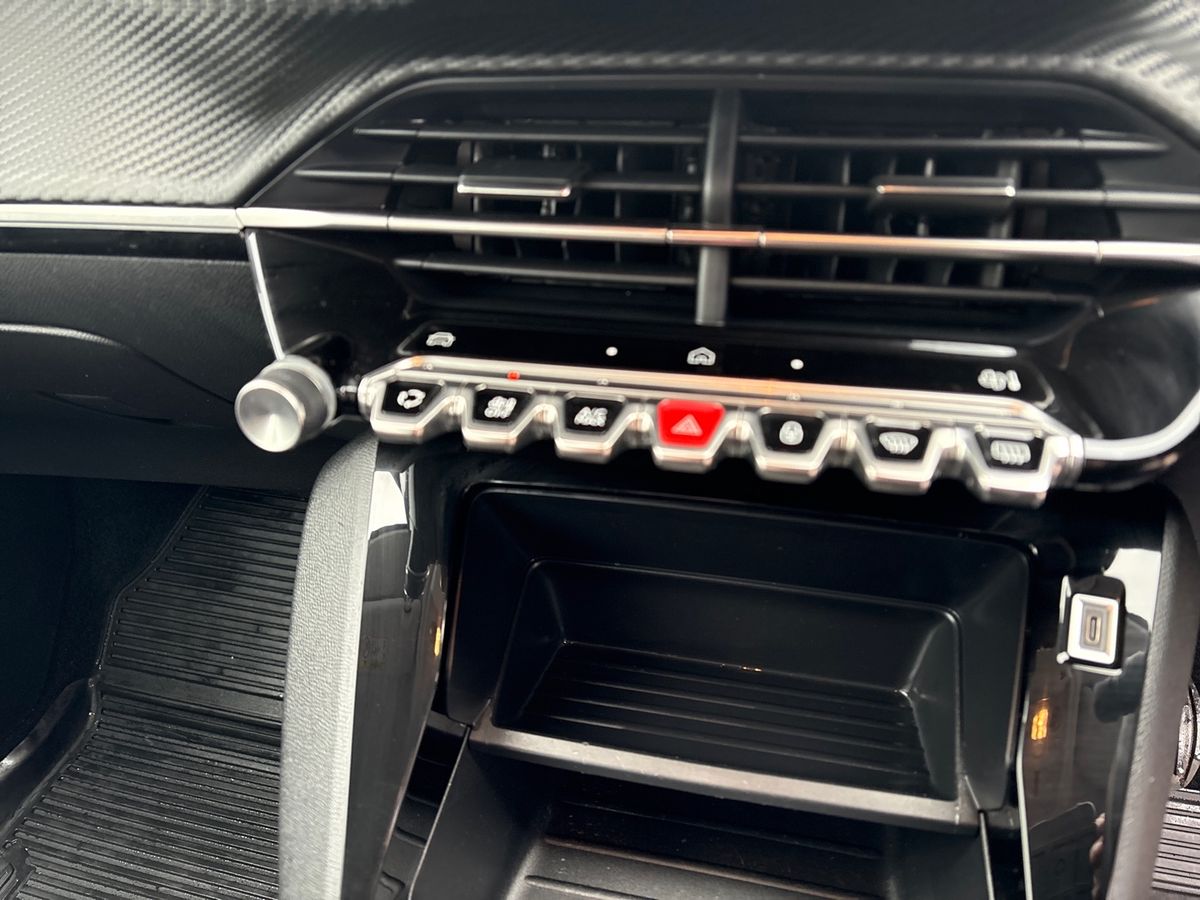 Used Peugeot 208 2024 for sale - 77745705: Photo 22