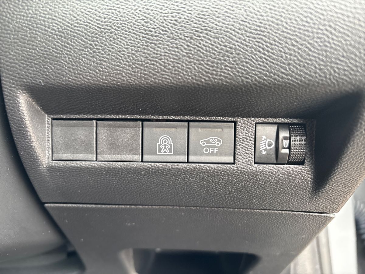 Used Peugeot 208 2024 for sale - 77745705: Photo 23