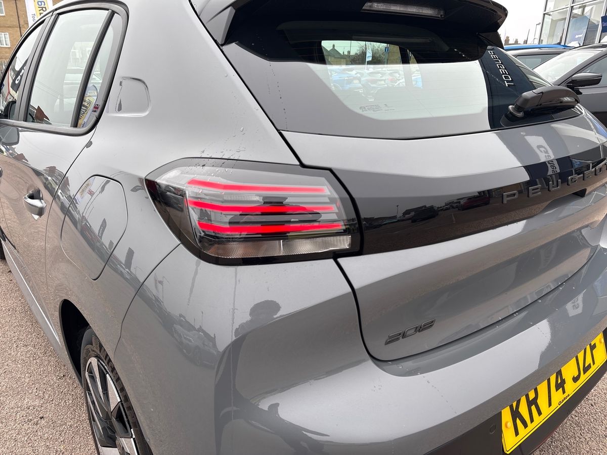 Used Peugeot 208 2024 for sale - 77745705: Photo 33