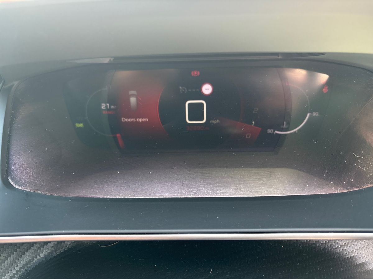 Used Peugeot 2008 2020 for sale - 76638390: Photo 18