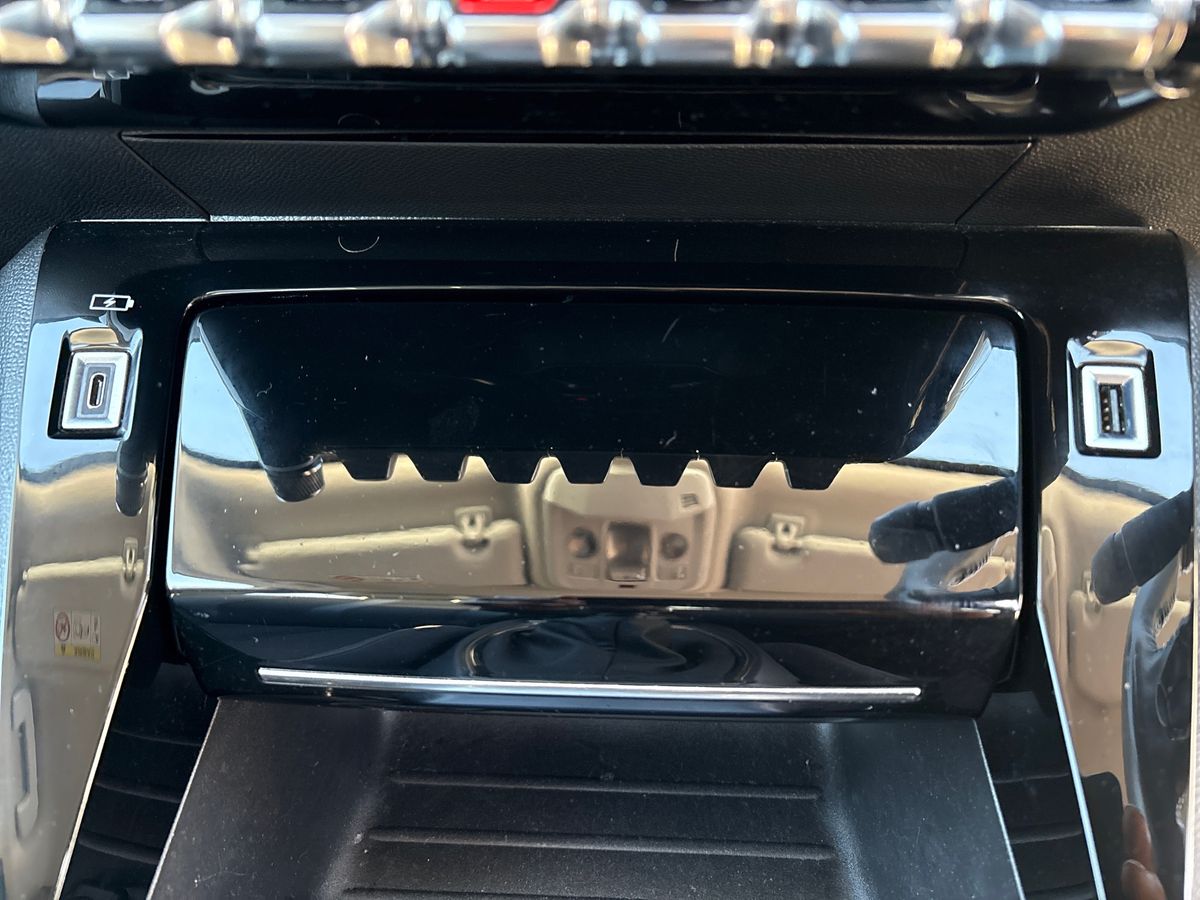 Used Peugeot 2008 2020 for sale - 76638390: Photo 24