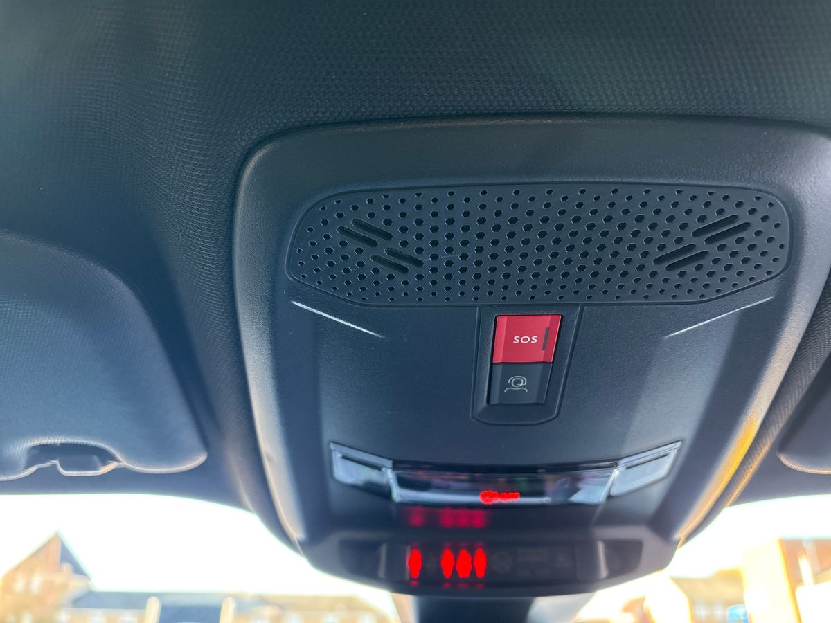 Used Peugeot 2008 2023 for sale - 76803978: Photo 29