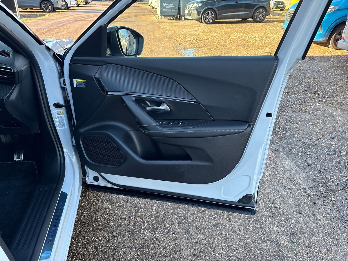 Used Peugeot 2008 2023 for sale - 76803978: Photo 35