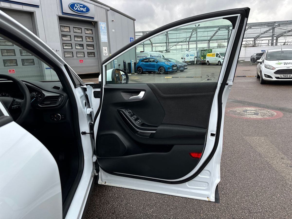 Used Ford Puma 2023 for sale - 78179758: Photo 35