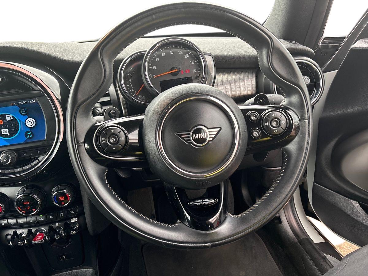 Used MINI Convertible 2020 for sale - 78158593: Photo 17