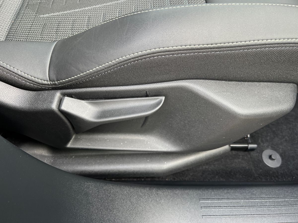 Used Peugeot 3008 2025 for sale - 76640136: Photo 30