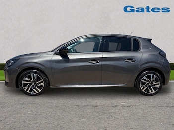Used Peugeot 208 2023 for sale - 79465421: Photo