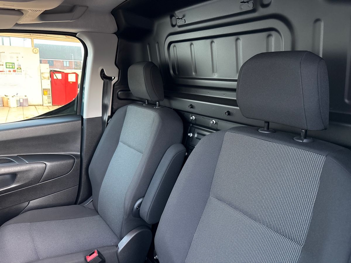Used Peugeot Partner 2024 for sale - 77019917: Photo 16