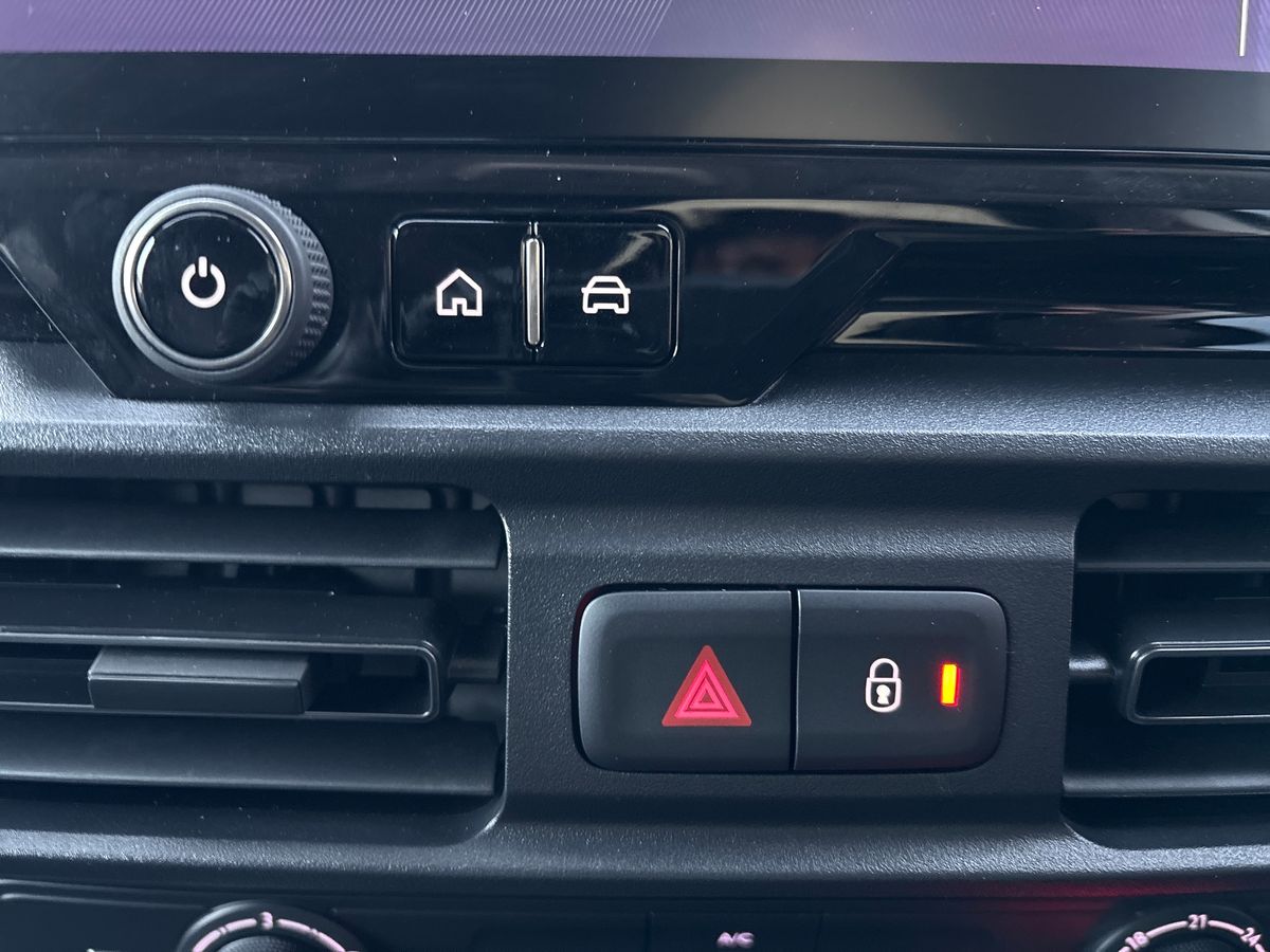 Used Peugeot Partner 2024 for sale - 77019917: Photo 23