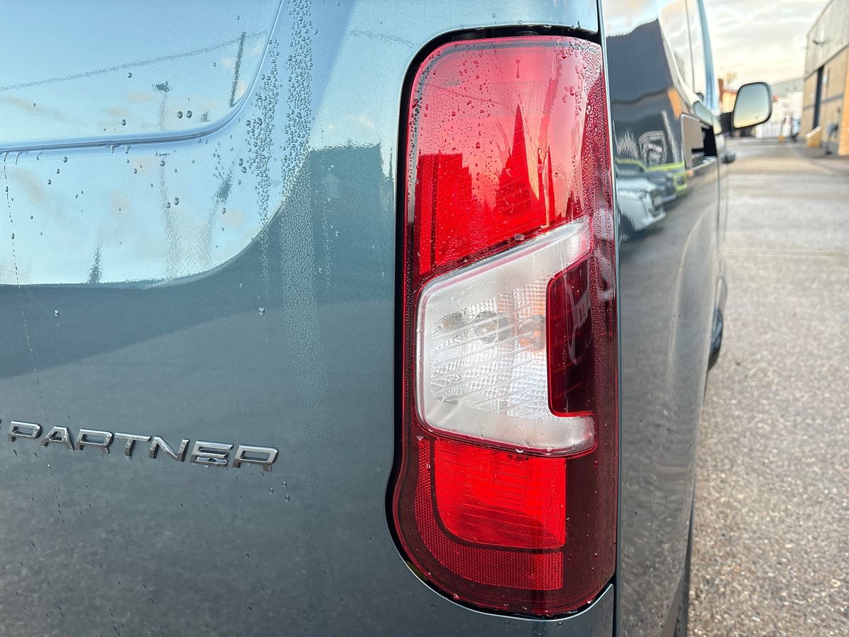 Used Peugeot Partner 2024 for sale - 77019917: Photo 34