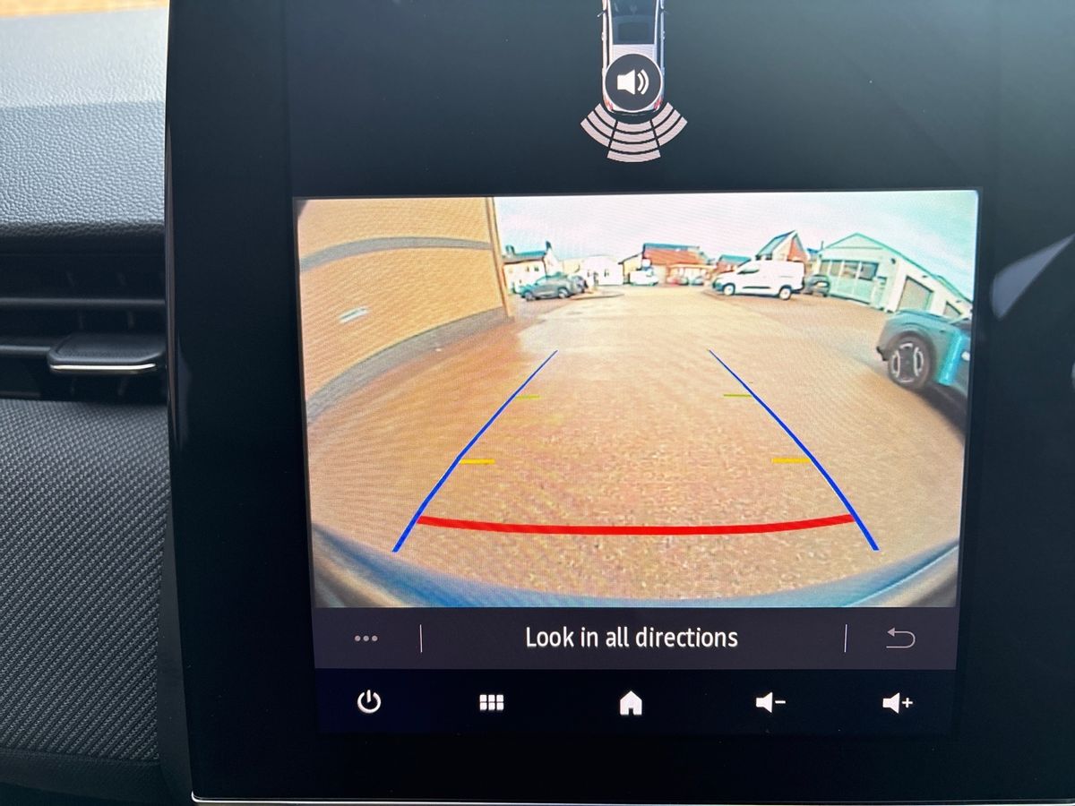 Used Renault Clio 2024 for sale - 77526088: Photo 36