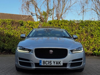 Used Jaguar XE 2015 for sale - 79054093: Photo