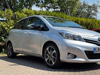 Used Toyota Yaris 2013 for sale - 79232972: Photo