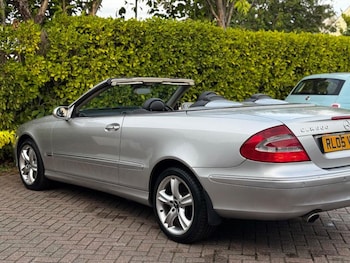Used Mercedes-Benz CLK 2005 for sale - 78995831: Photo
