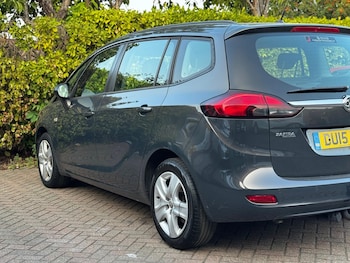Used Vauxhall Zafira Tourer 2015 for sale - 79283339: Photo