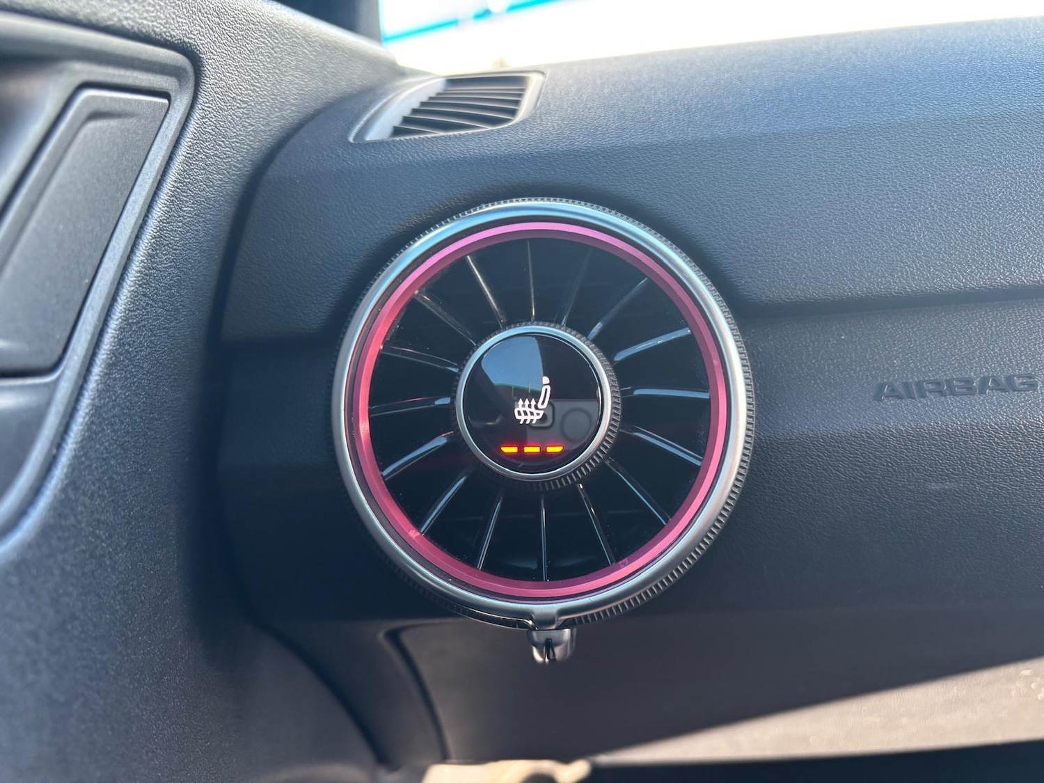 Used Audi TT 2015 for sale - 77440897: Photo 12