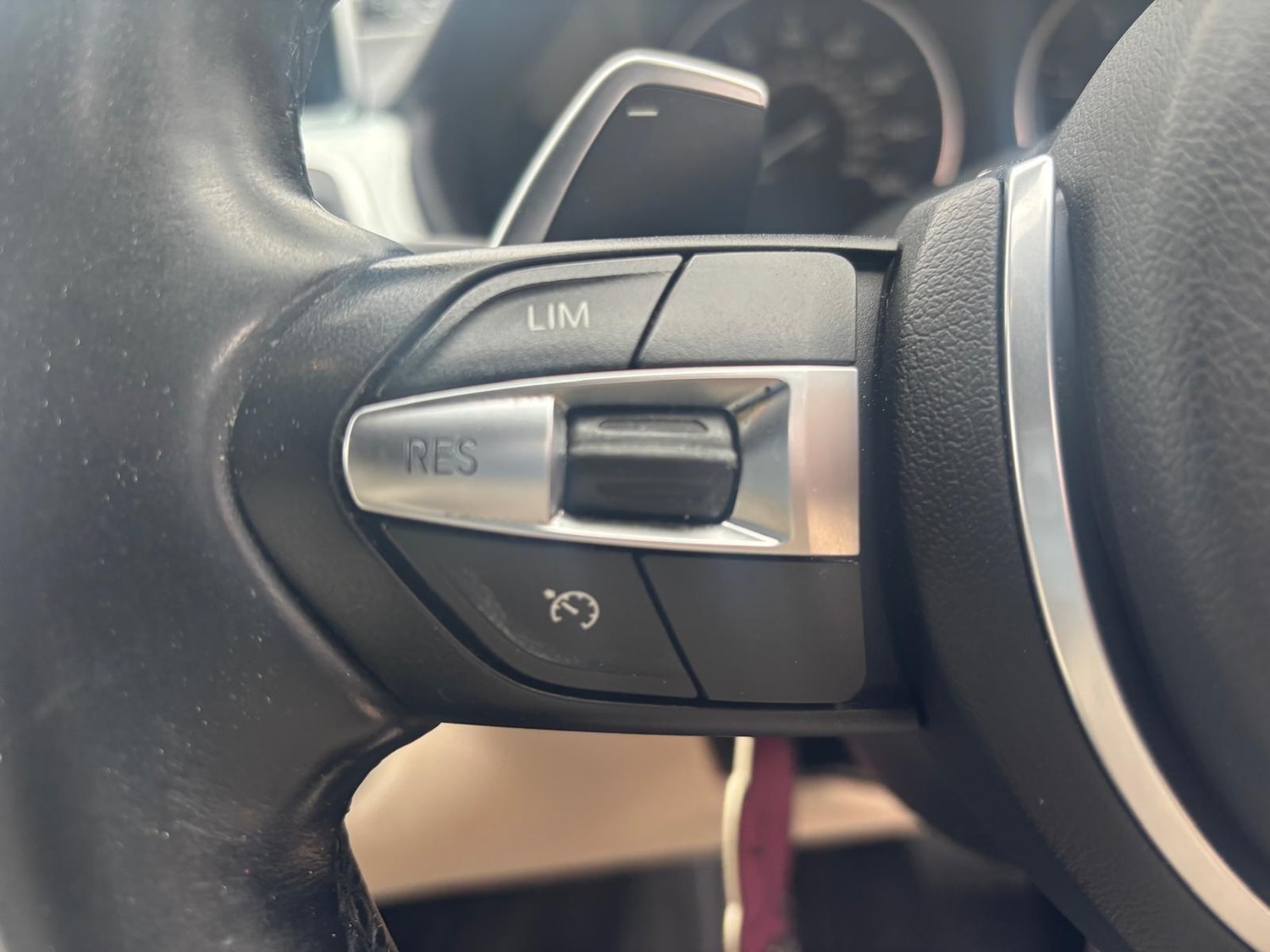 Used BMW 3 Series 2015 for sale - 77633111: Photo 39