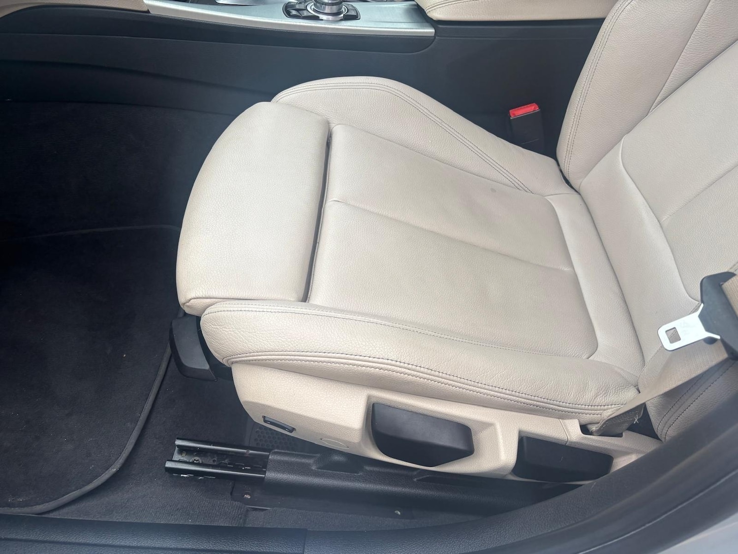 Used BMW 3 Series 2015 for sale - 77633111: Photo 59