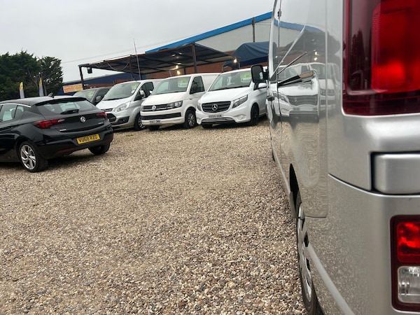 Used Vauxhall Vivaro 2017 for sale - 76269931: Photo 49