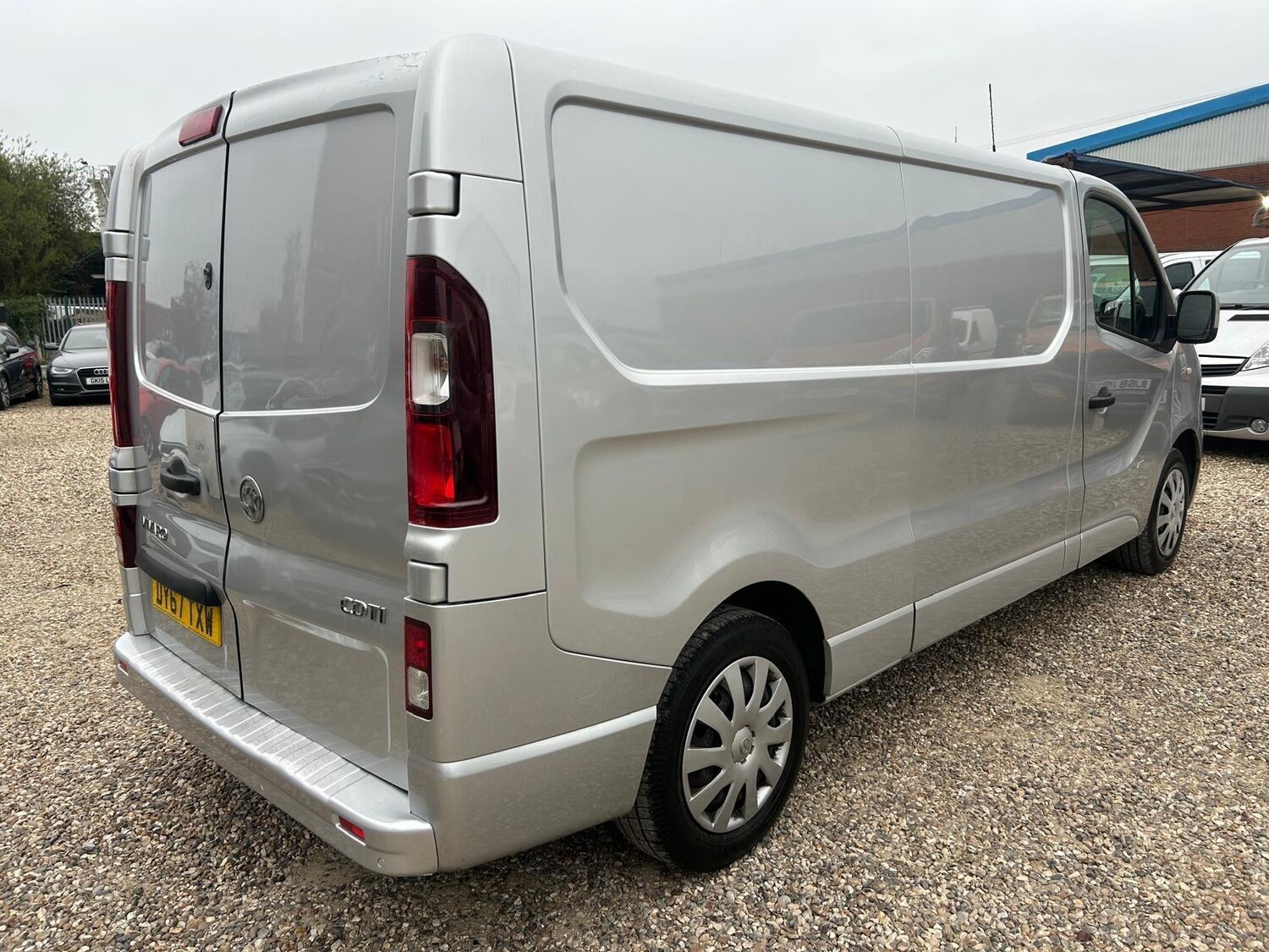 Used Vauxhall Vivaro 2017 for sale - 76269931: Photo 51