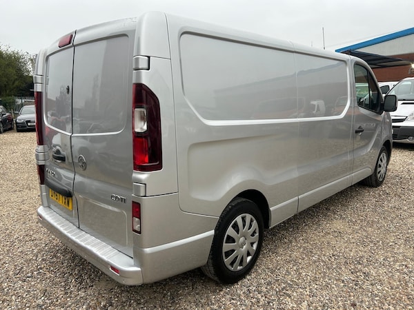 Used Vauxhall Vivaro 2017 for sale - 76269931: Photo 51